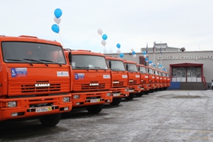 Торжественная передача техники КАМАЗ